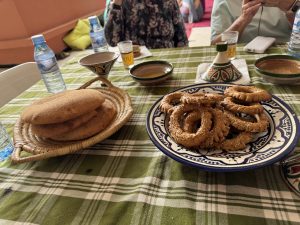 Our snack of bread, Sesame and Argan cookies, Argan oils and spreads.